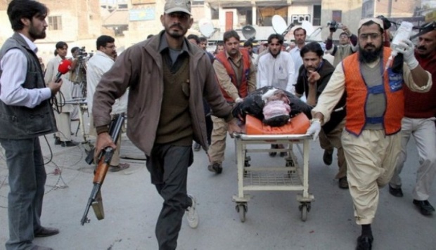 7 души загинаха в атентат срещу шиитска процесия в Пакистан