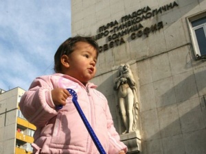 Атанасова назначила проверки на случая с натровените бременни