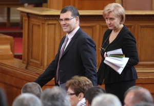 Менда Стоянова очаква Бюджет 2013 за Никулден