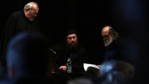 Светият синод приема отново Инокентий в Църквата