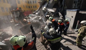 Триетажна сграда рухна в Русия – уби хора