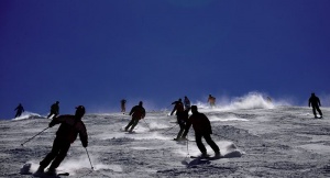 Банско започна ски сезона с протест срещу концесионера „Юлен“