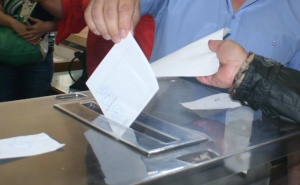 Българите в чужбина могат да поискат избирателни секции за референдума до 1 януари
