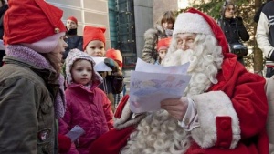 Децата в Русе написали 130 писма до Дядо Коледа