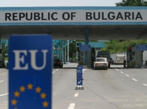 27 нелегални имигранти опитали да влязат в България от Турция