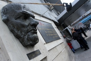 Пенсионерка пострада при пожар, пламнал от телевизора й