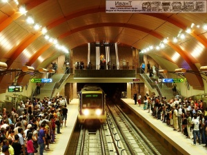 На 48 г. е жената, блъсната от метрото на станция „Люлин"