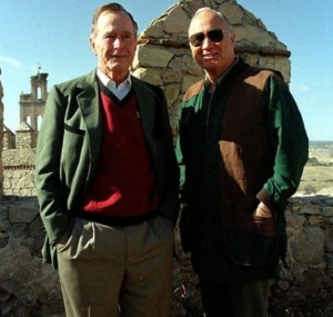 Генерал Шварцкопф, ръководил „Пустинна буря" срещу Хюсеин, почина