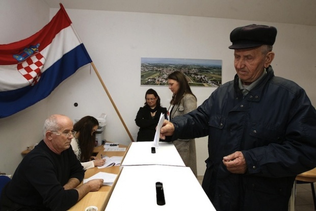 Румъния гласува за нов парламент