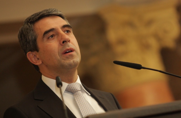 Плевнелиев: България няма послушен президент!