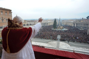Папа Бенедикт XVI се помоли за световен мир