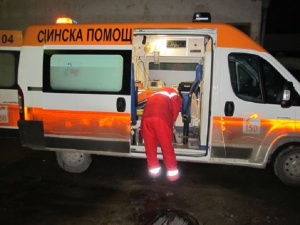 Мъж заплаши да застреля екип от Спешна помощ