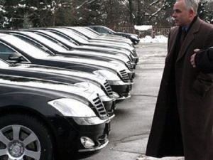 Кабинетът с нови коли за 3.65 млн. лв.