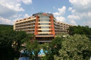 „Холдинг Варна” придоби два хотела на фалиралата „Алма тур”