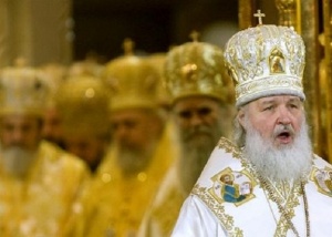 Руският патриарх призова руснаците да осиновяват сирачета