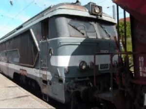 Ромски катун  предизвиква огромни закъснения на влакове във Франция