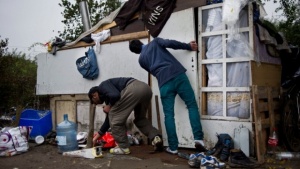 Български и френски власти инспектирали нелегални ромски лагери в Париж
