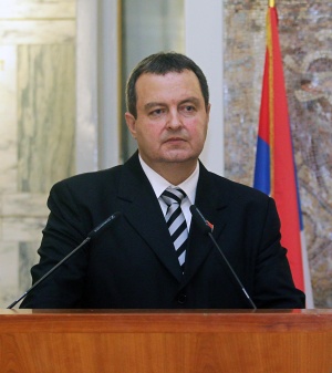 Сърбия поиска автономия за сърбите в Косово с документ