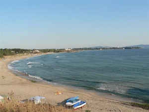 Нова скандална сделка обрича на бетониране и плажа на „Корал“