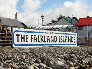 Фолкландските острови ще гласуват на референдум за оставане във Великобритания