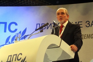 ДПС щяло да остави избирателите си сами да решат дали да кажат „да“ на референдума