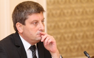 Депутатът Червенкондев, който проверява проекта „Белене", гласува на референдума