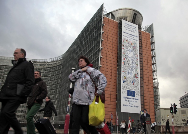 Различията между Севера и Юга в Еврозоната се засилват, предупреждава ЕК