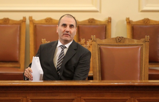 Цветанов: Не искам Костов да ме обича, няма да се женя за дъщеря му