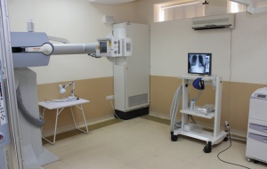 Оперираха успешно двегодишната Емине