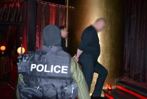 ГДБОП хвана група сутеньори в София