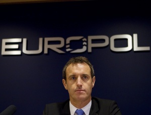 Връзката на „Хизбула" с атентата в Бургас е „силно предположение" според директора на Европол