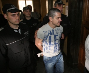 И Румъния издаде европейска заповед за ареста на Брендо