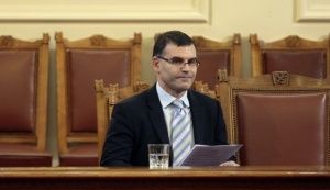 Симеон Дянков влезе в МС без коментар за оставката на Борисов