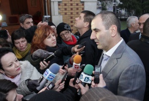 Цветан Цветанов: Оставката на кабинета е заради размириците в столицата