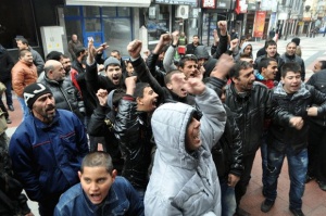 Роми от „Столипиново" протестираха срещу EVN