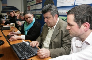 Протестиращите искат разсекретяване на договорите с монополите