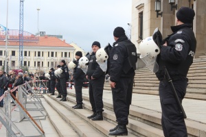 Най-големият полицейски синдикат мина на страната на протестиращите