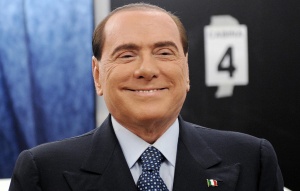 Десницата на Берлускони поведе в надпреварата за италианския Сенат