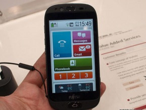 Смартфон за възрастни от Fujitsu
