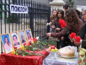 Панихида в памет на жертвите във влака София–Кардам