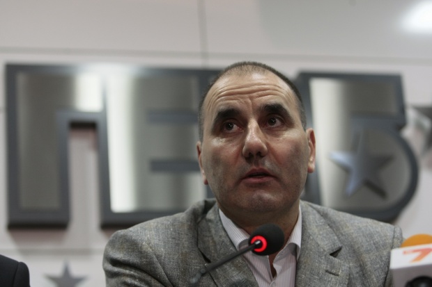 Цветанов: България ще информира ЕС за хода на разследването на атентата в Бургас