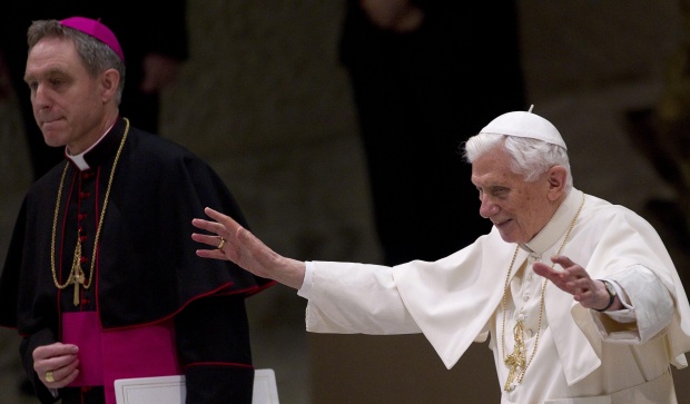 Избират наследника на папа Бенедикт XVI след 15 март