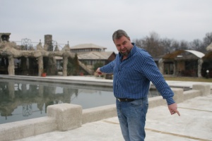 Почина единият от задържаните за корупция в Павел баня