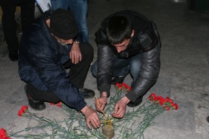 Отказали лекарска помощ на сина на самозапалилия се мъж от Раднево