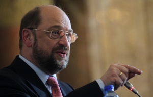 ЕС спаси банките, но може да загуби цяло поколение