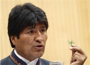Президентът на Боливия: Папата да пие вино от кока