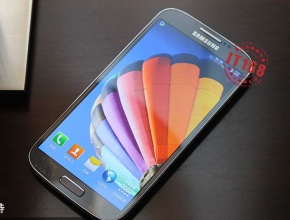 Нови снимки на Samsung Galaxy S IV и подробни характеристики