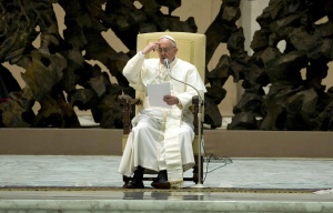 Папа Франциск се сприятели с журналистите