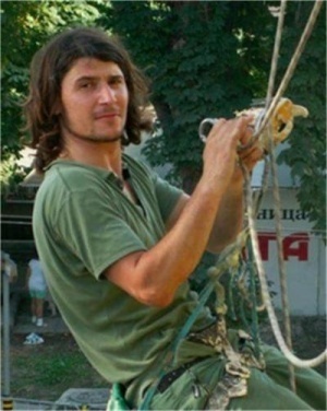 Някой има интерес да разводнява случая на Пламен, твърдят приятелите му