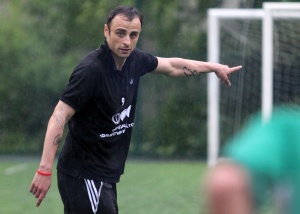 Димитър Бербатов ще чисти България